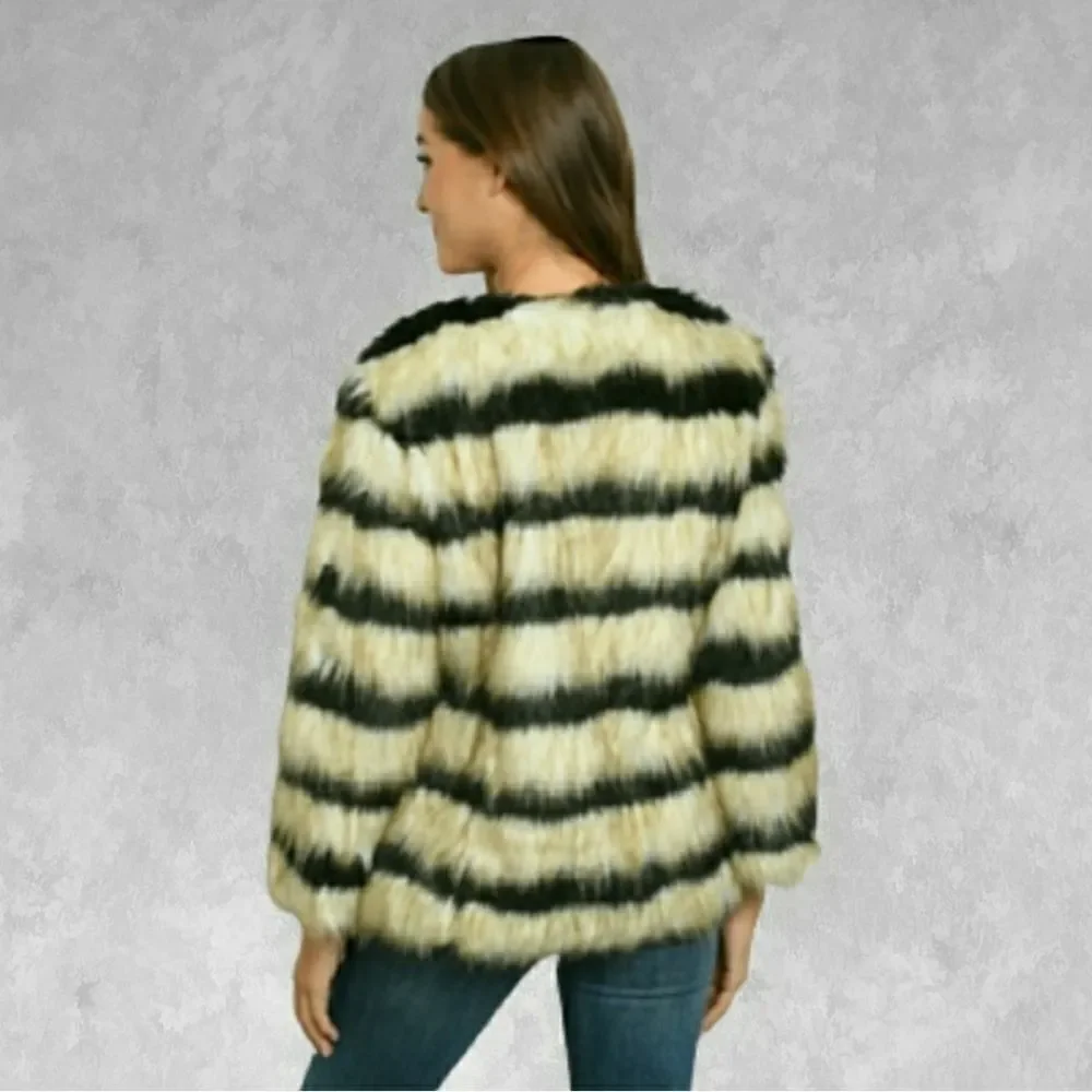 FAUX FUR STRIPED COAT - Picture 5 of 7